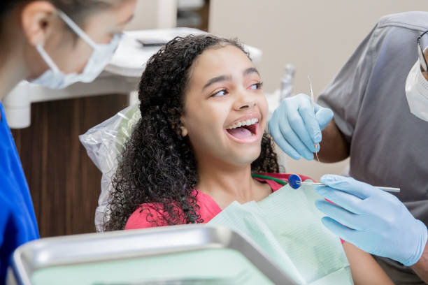 Best Emergency Wisdom Tooth Extraction in Pine Manor, FL